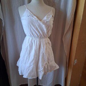 express sz small White cottage Eyelet Lace Ruffle Hem Cami Dress